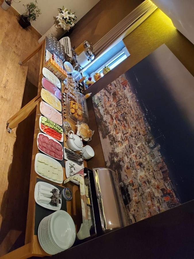 Richmond Hotel 科尔察 外观 照片