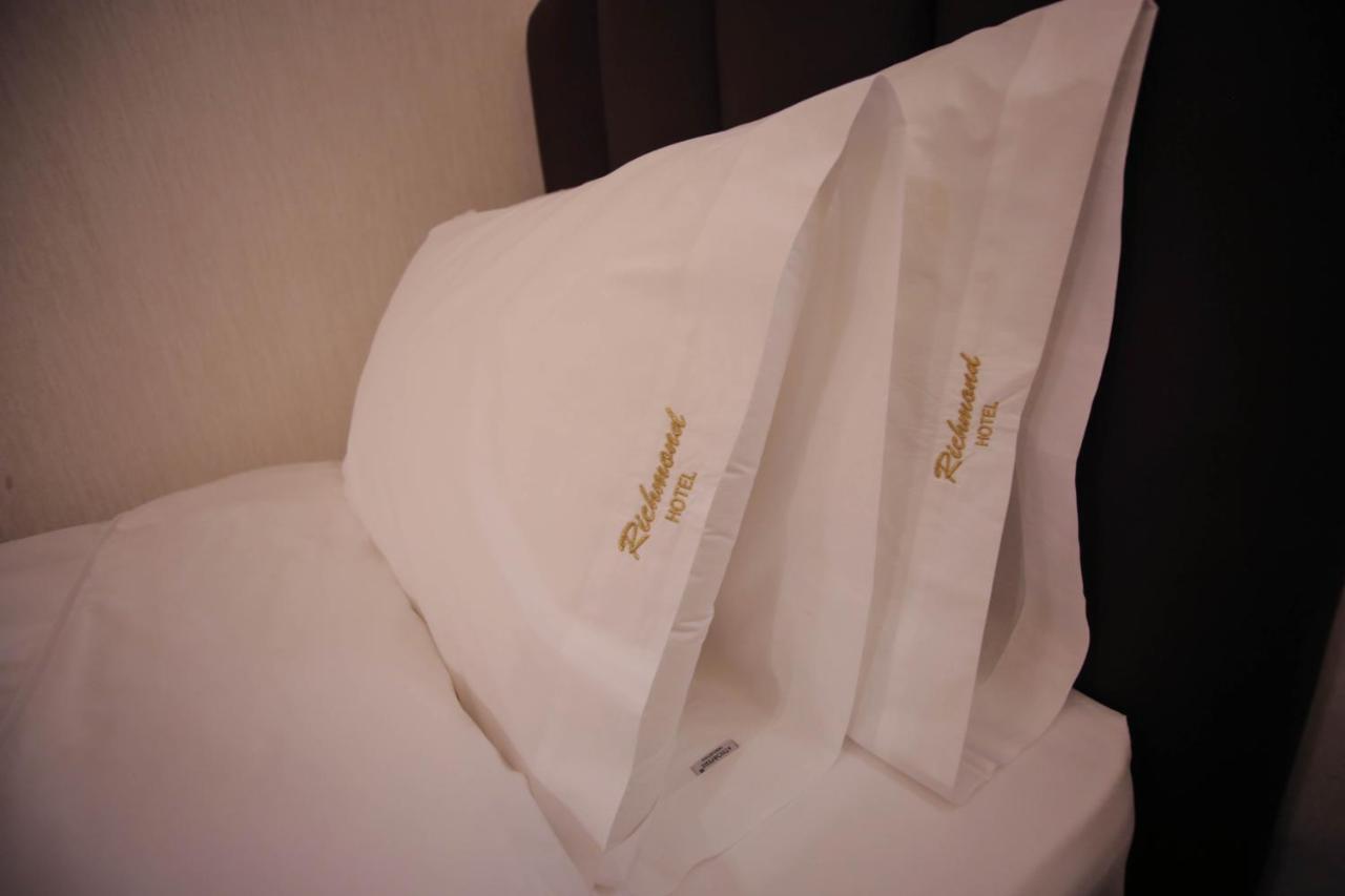 Richmond Hotel 科尔察 外观 照片