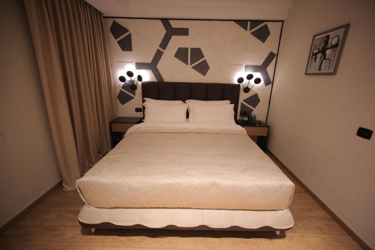 Richmond Hotel 科尔察 外观 照片