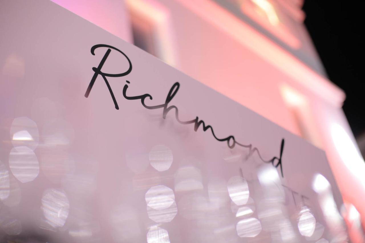 Richmond Hotel 科尔察 外观 照片