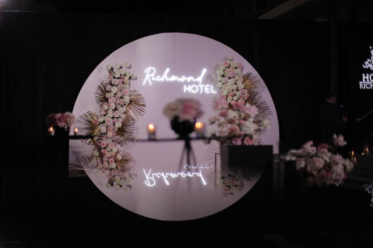 Richmond Hotel 科尔察 外观 照片